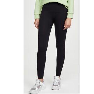 Spanx Look at Me Now Seamless Leggings small